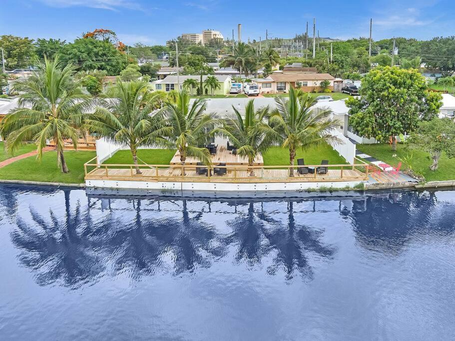 5-Star Lakefront Oasis In Hollywood-Hard Rock Casino Fort Lauderdale Exterior photo